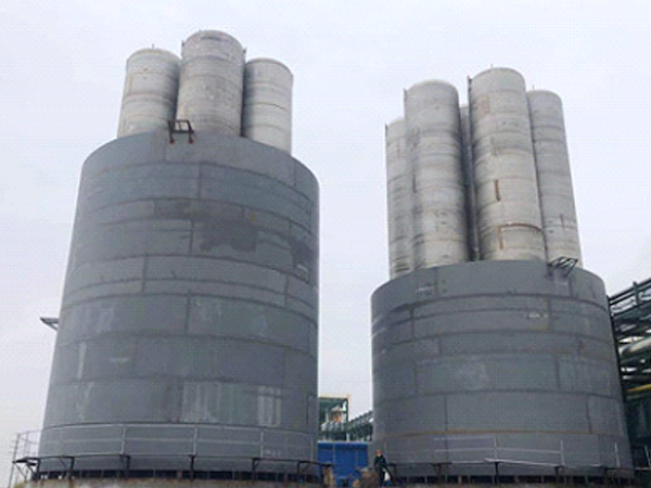 Industrial gas sub-mother tank